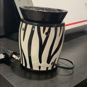 Scentsy pot zebra print